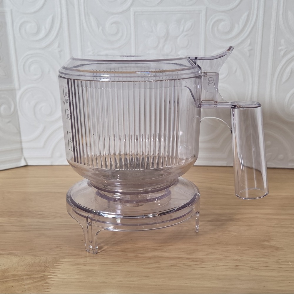 NEW Pampered Chef Tea Steeper and Dispenser 101229 NOB